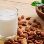 Amazing 9 Benefits of Almond Milk: A Healthy, Delicious, Dairy-Free Choice Benefits of Almond Milk